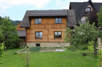 DOMEK BARBARA PRZY WYCIĄGU KLUSZKOWCE PIENINY